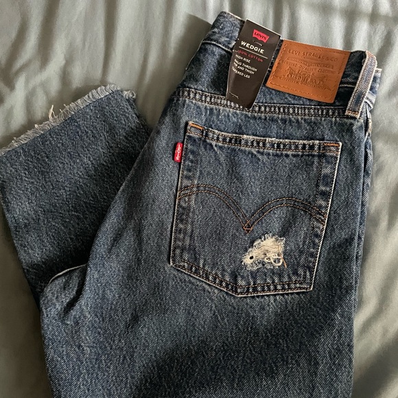 Levi’s Jeans - Picture 2 of 2